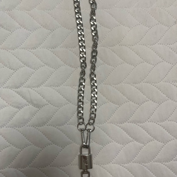 Louis Vuitton Silver Chain Padlock Necklace - Picture 11 of 11